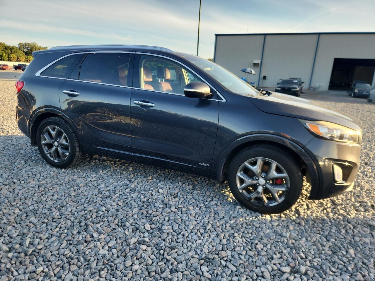 2017 KIA SORENTO