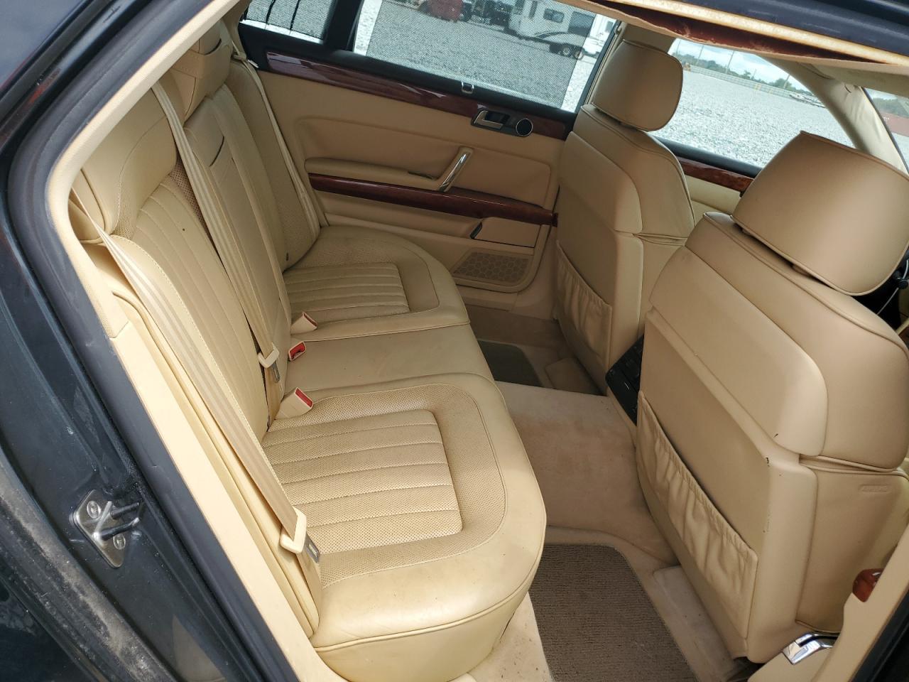 2004 VOLKSWAGEN Phaeton