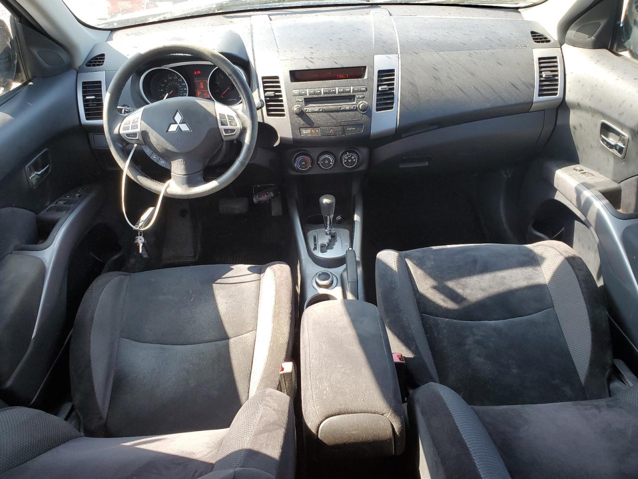 2010 MITSUBISHI outlander