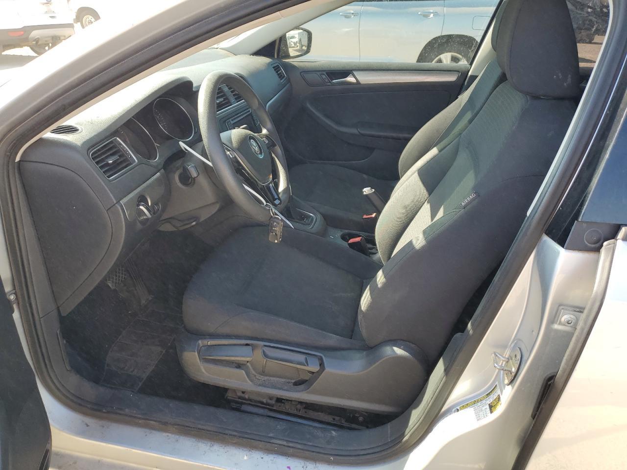 2016 VOLKSWAGEN JETTA