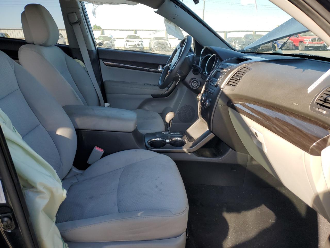 2012 KIA SORENTO