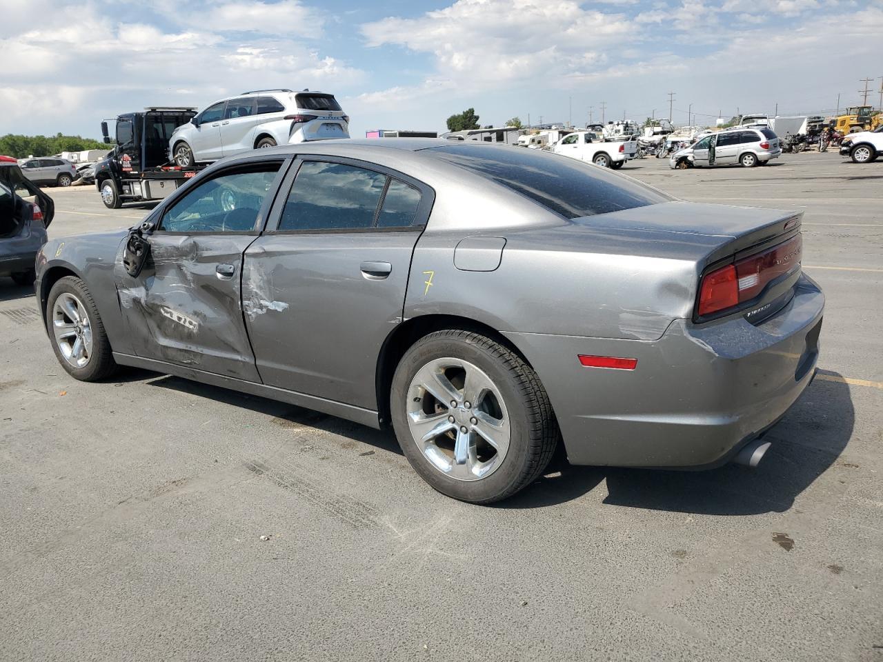 2011 DODGE CHARGER