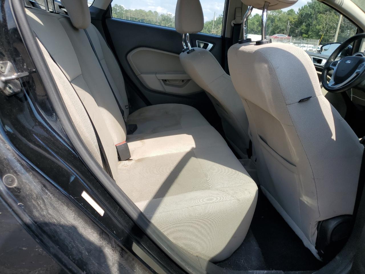 2016 FORD Fiesta