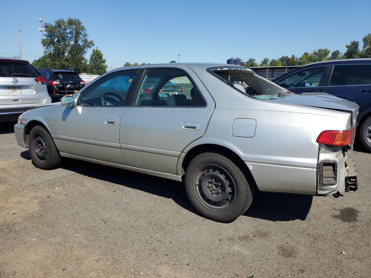 2000 TOYOTA CAMRY