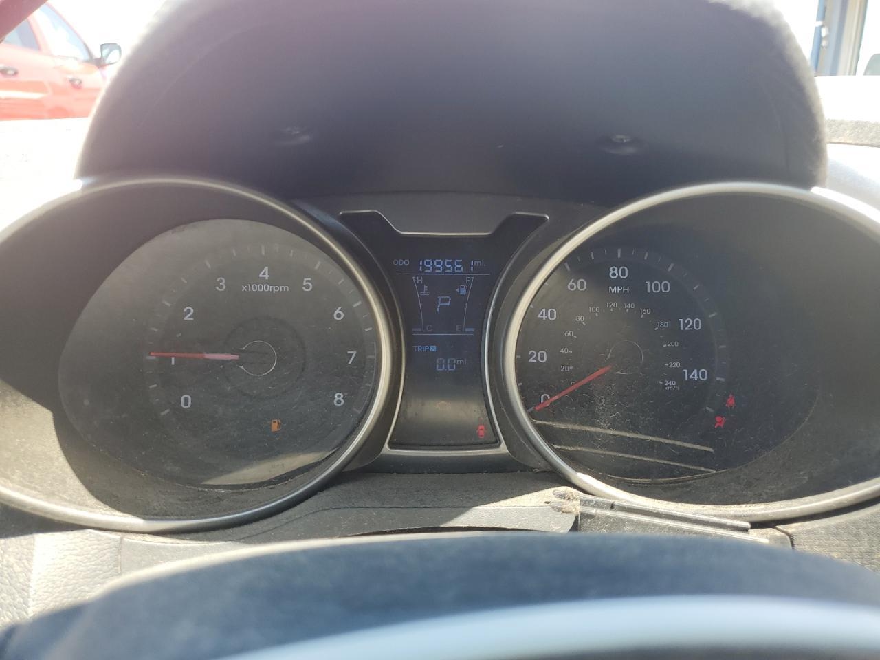 2012 HYUNDAI VELOSTER