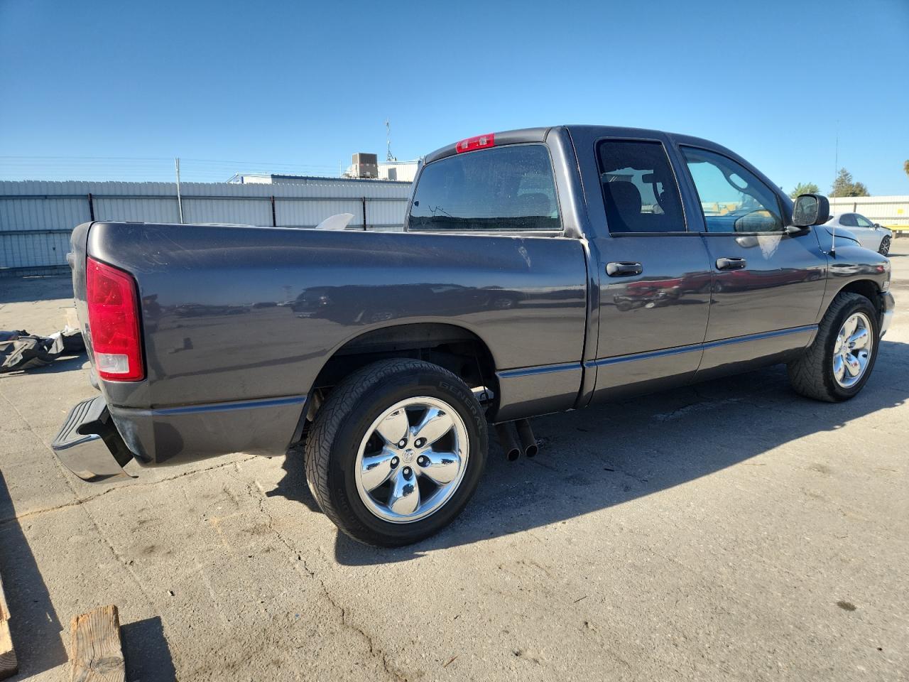 2004 DODGE RAM 1500