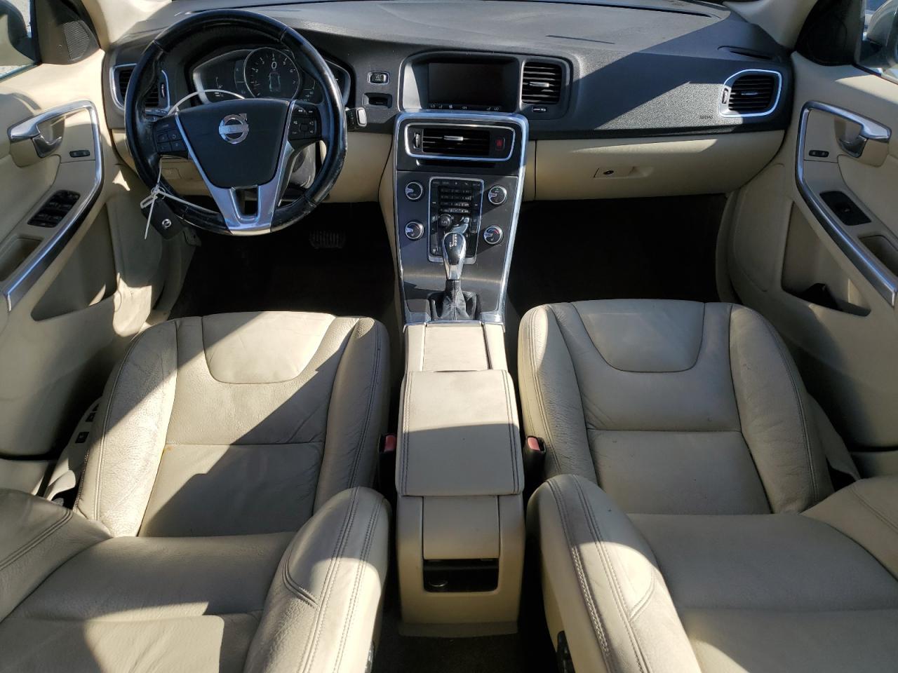 2014 VOLVO S60