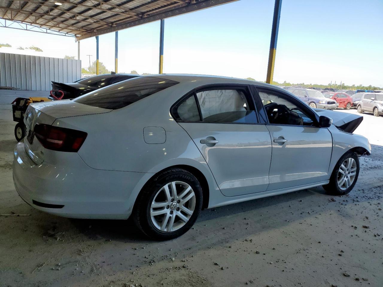 2018 VOLKSWAGEN JETTA