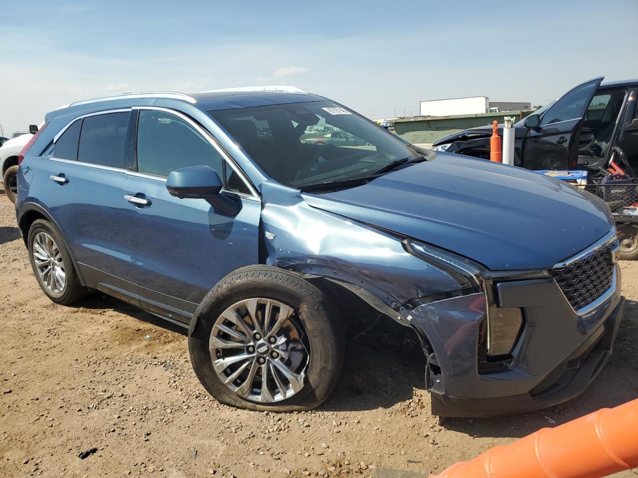 2024 CADILLAC XT4