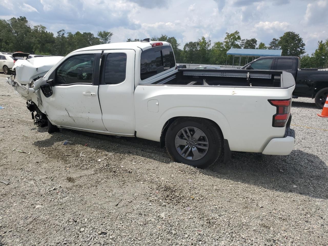 2025 NISSAN Frontier