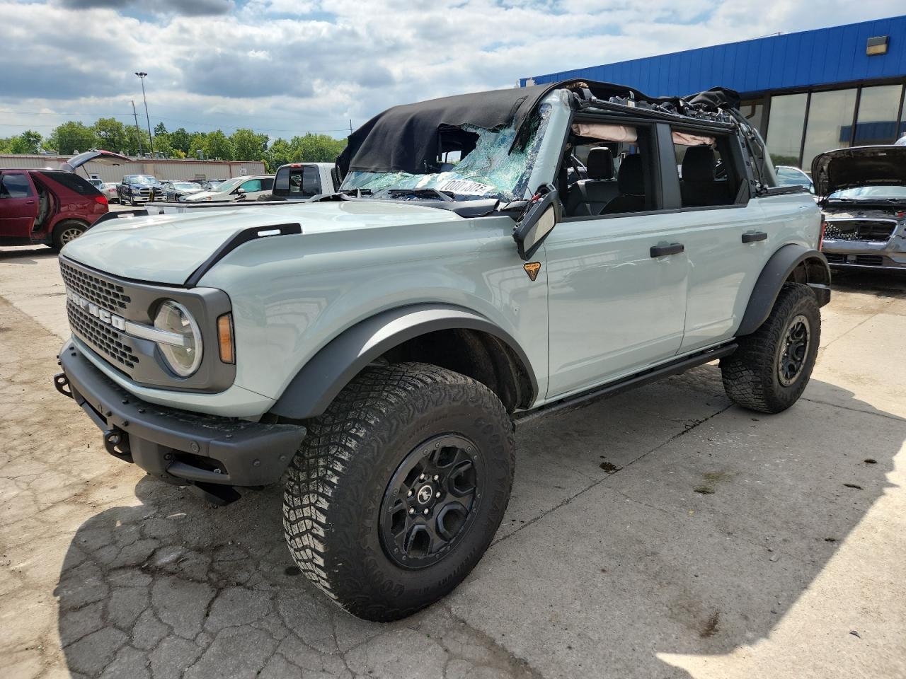 2022 FORD Bronco