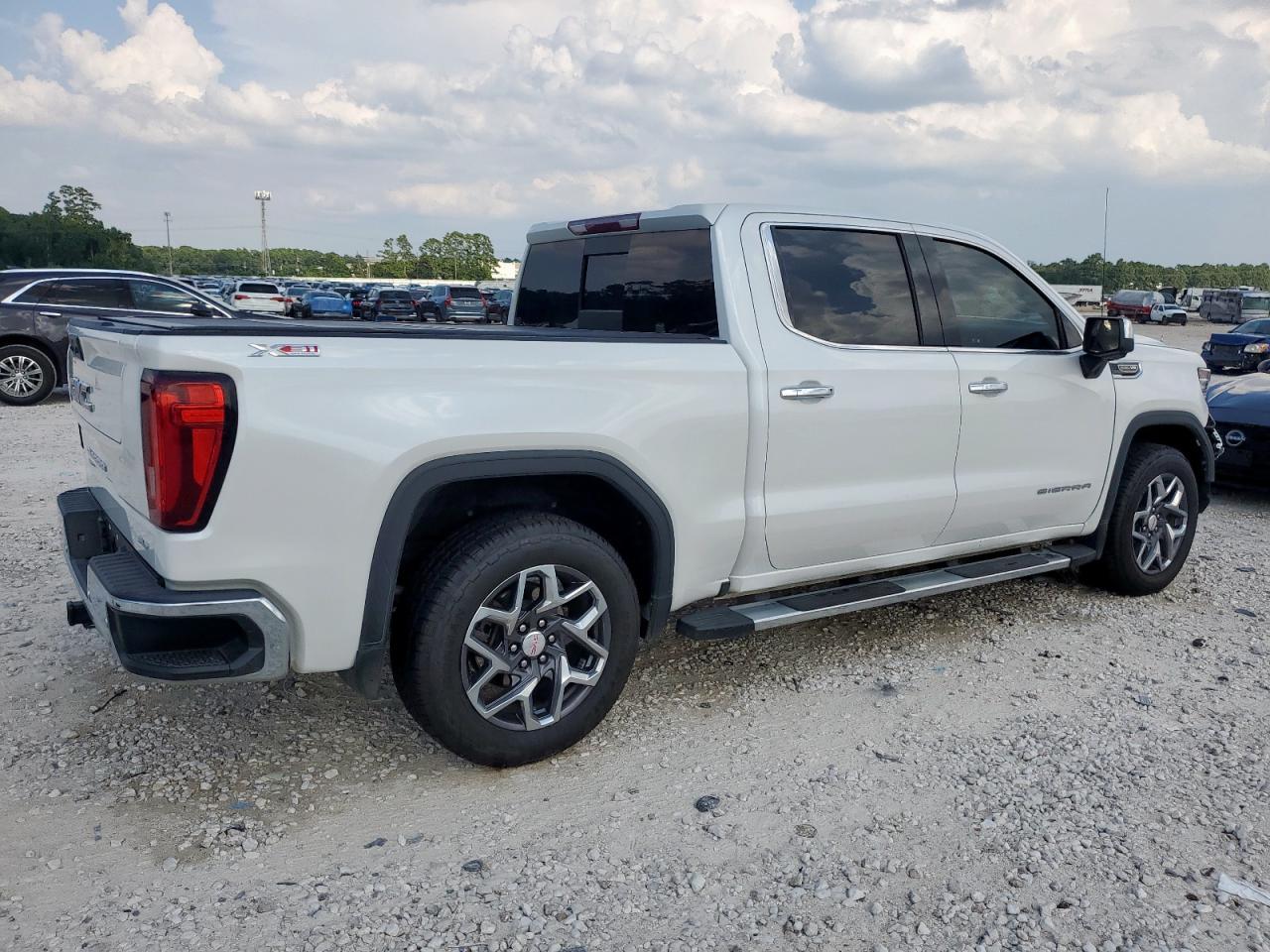2022 GMC Sierra