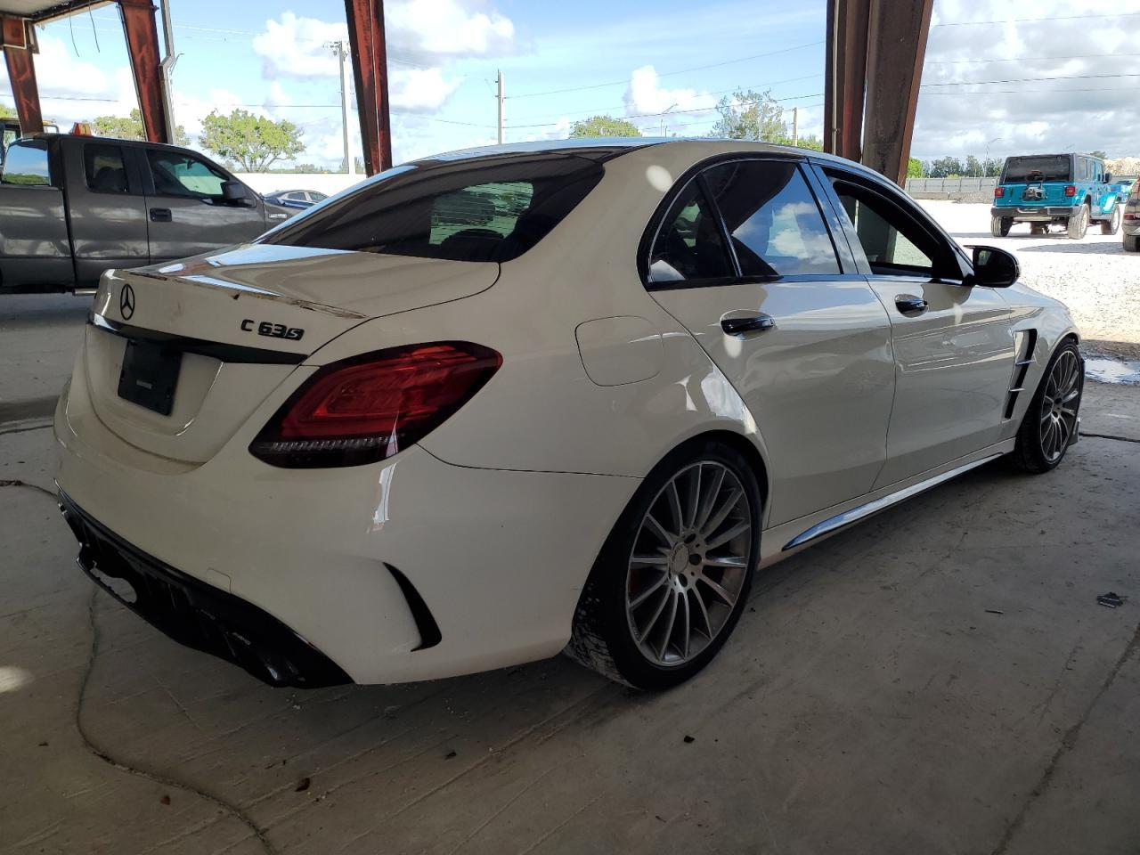 2019 MERCEDES-BENZ C-CLASS