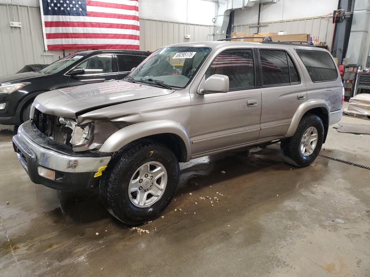 2002 TOYOTA 4Runner