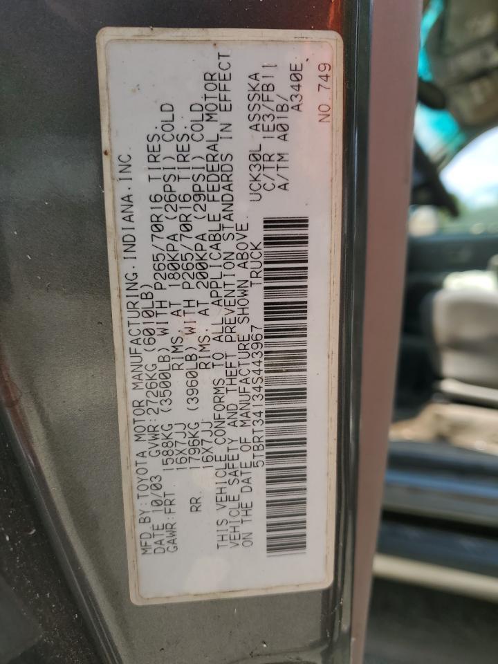 2004 TOYOTA TUNDRA