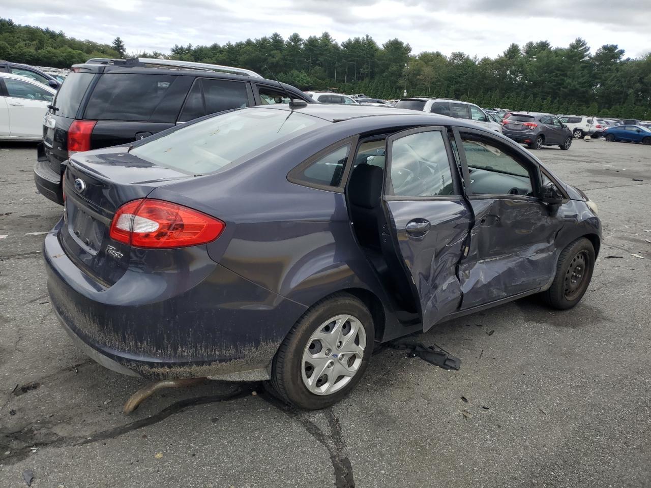 2012 FORD Fiesta