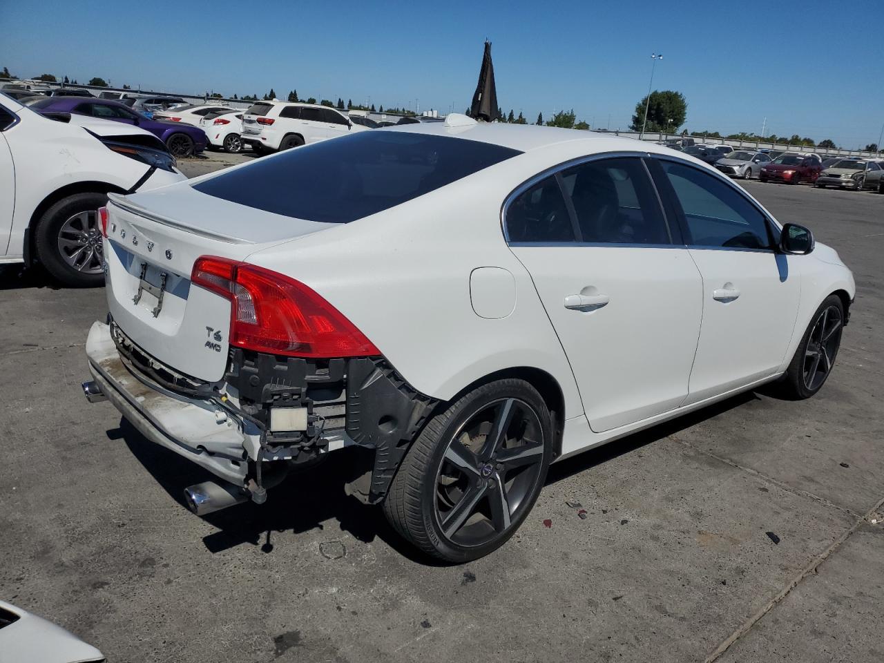 2016 VOLVO S60