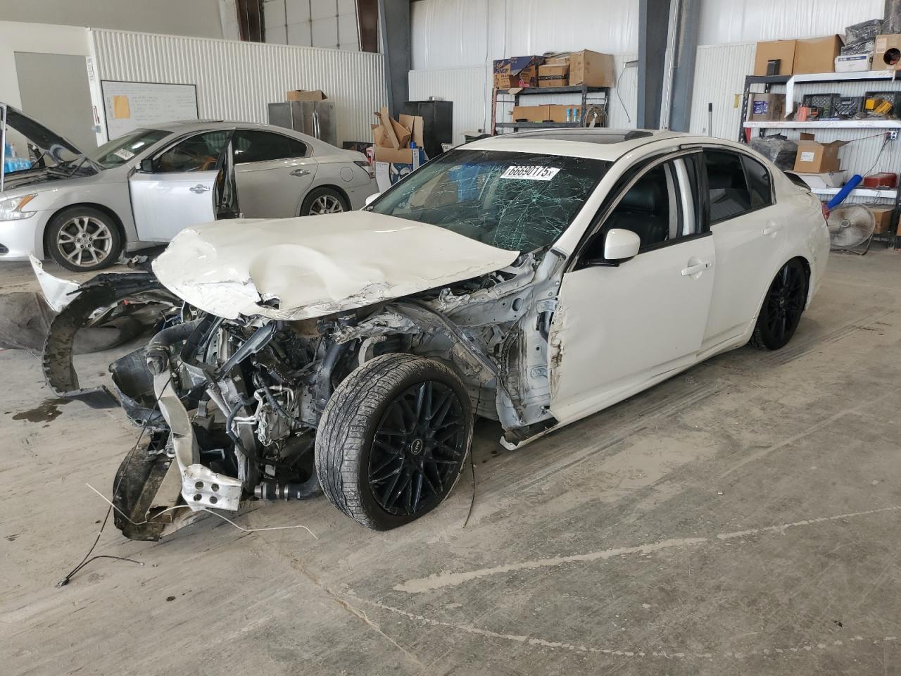 2015 INFINITI Q40