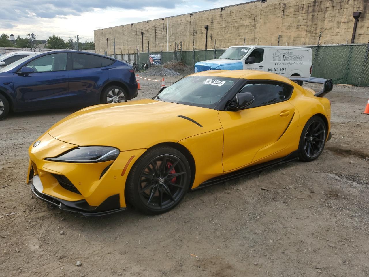 2023 TOYOTA Supra