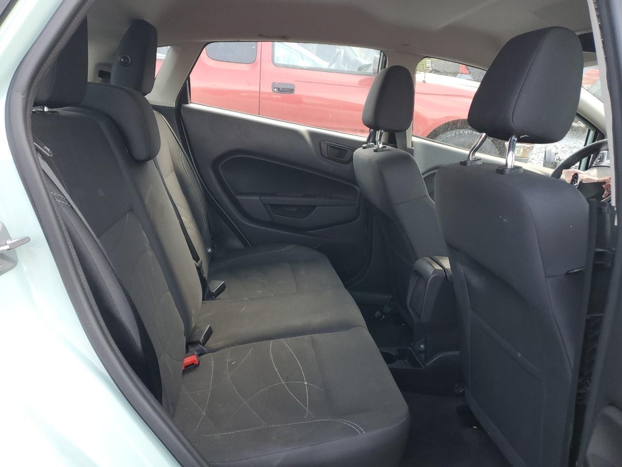 2017 FORD Fiesta
