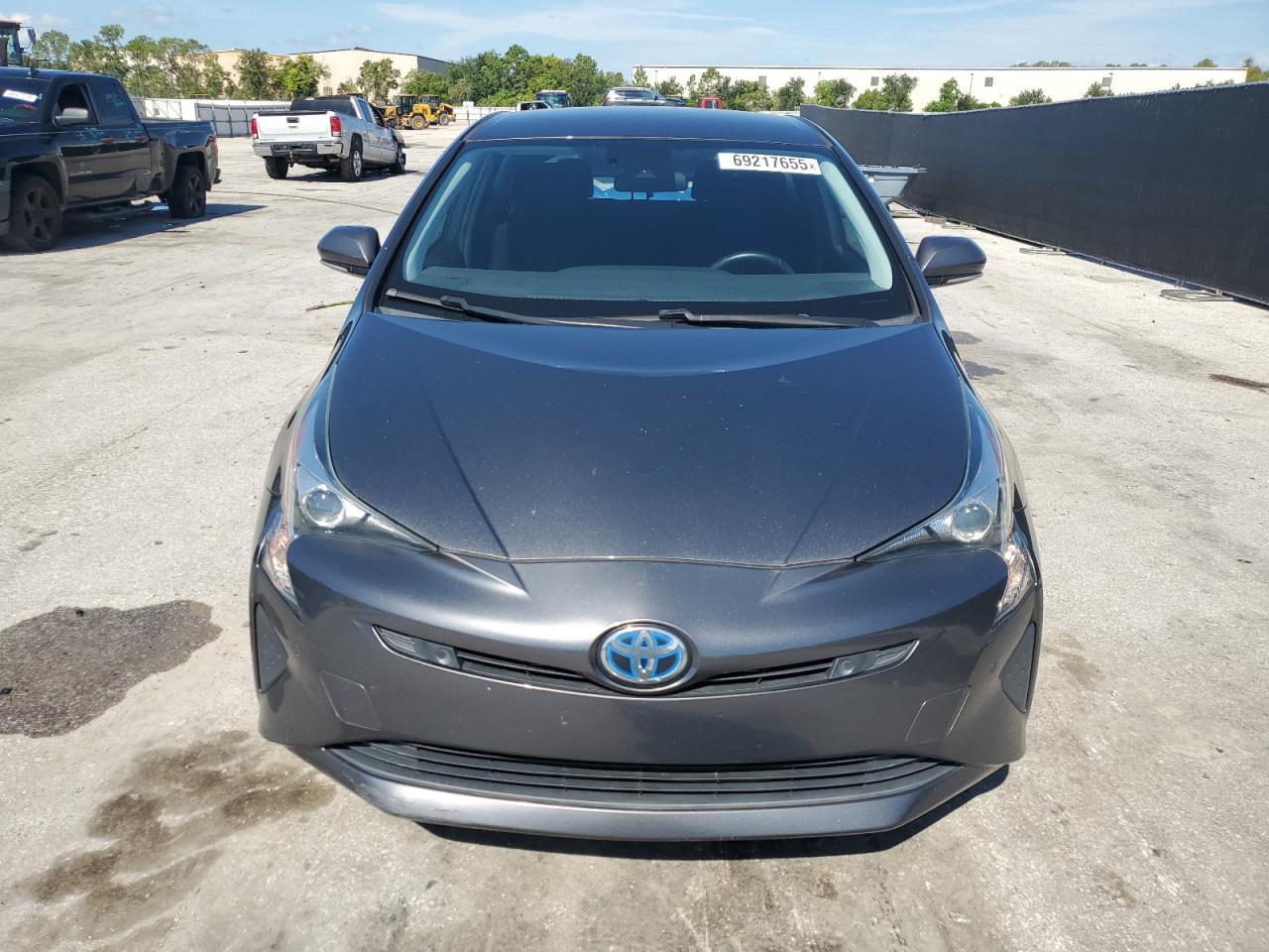 2017 TOYOTA PRIUS