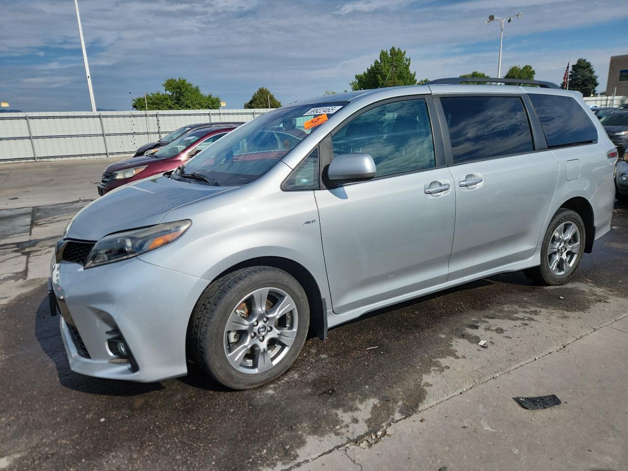 2019 TOYOTA SIENNA