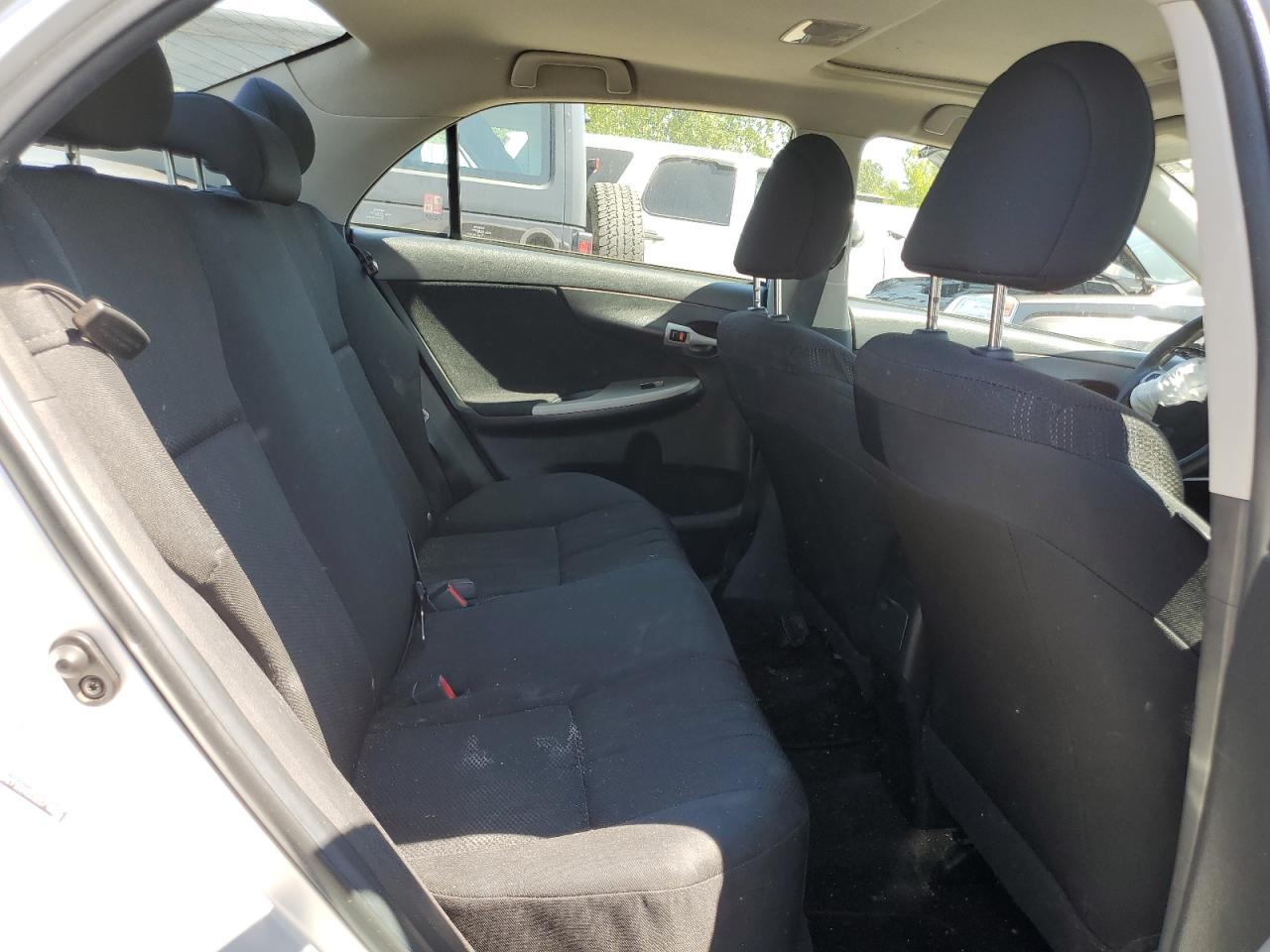 2011 TOYOTA COROLLA