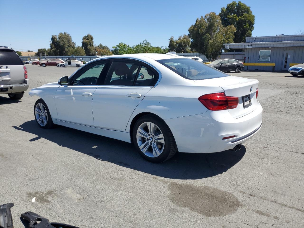 2017 BMW 3 SERIES