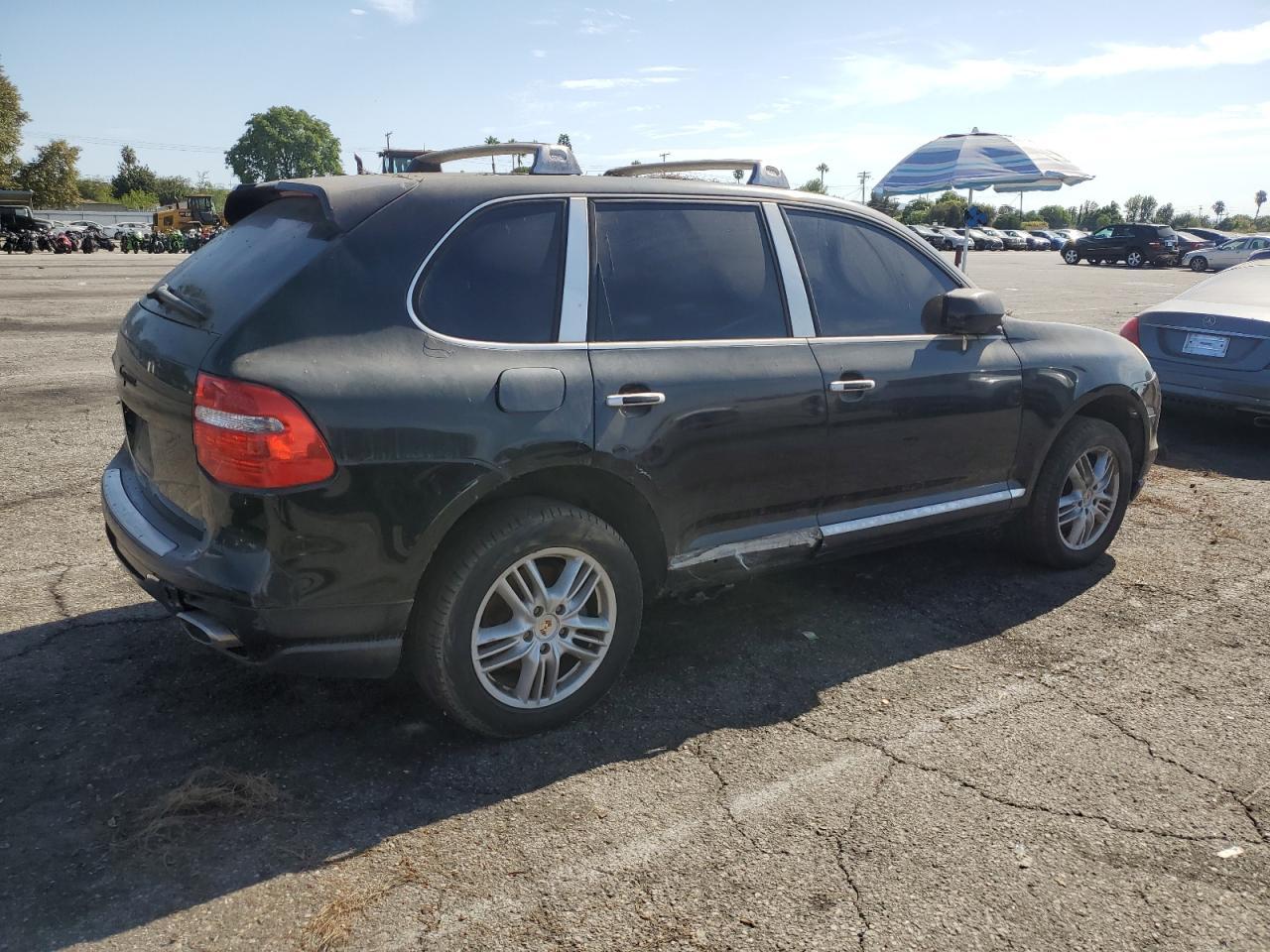 2010 PORSCHE CAYENNE