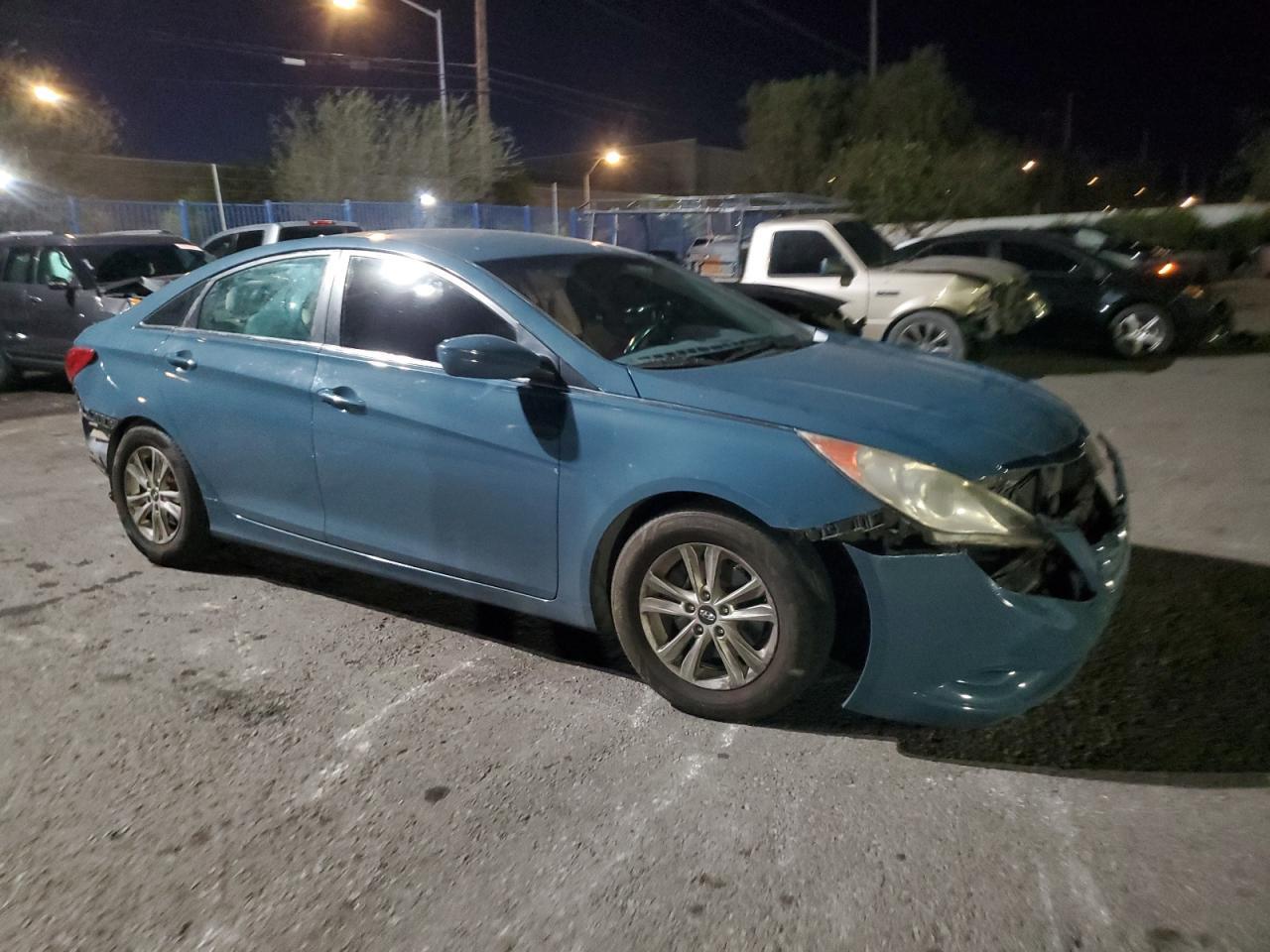 2011 HYUNDAI SONATA