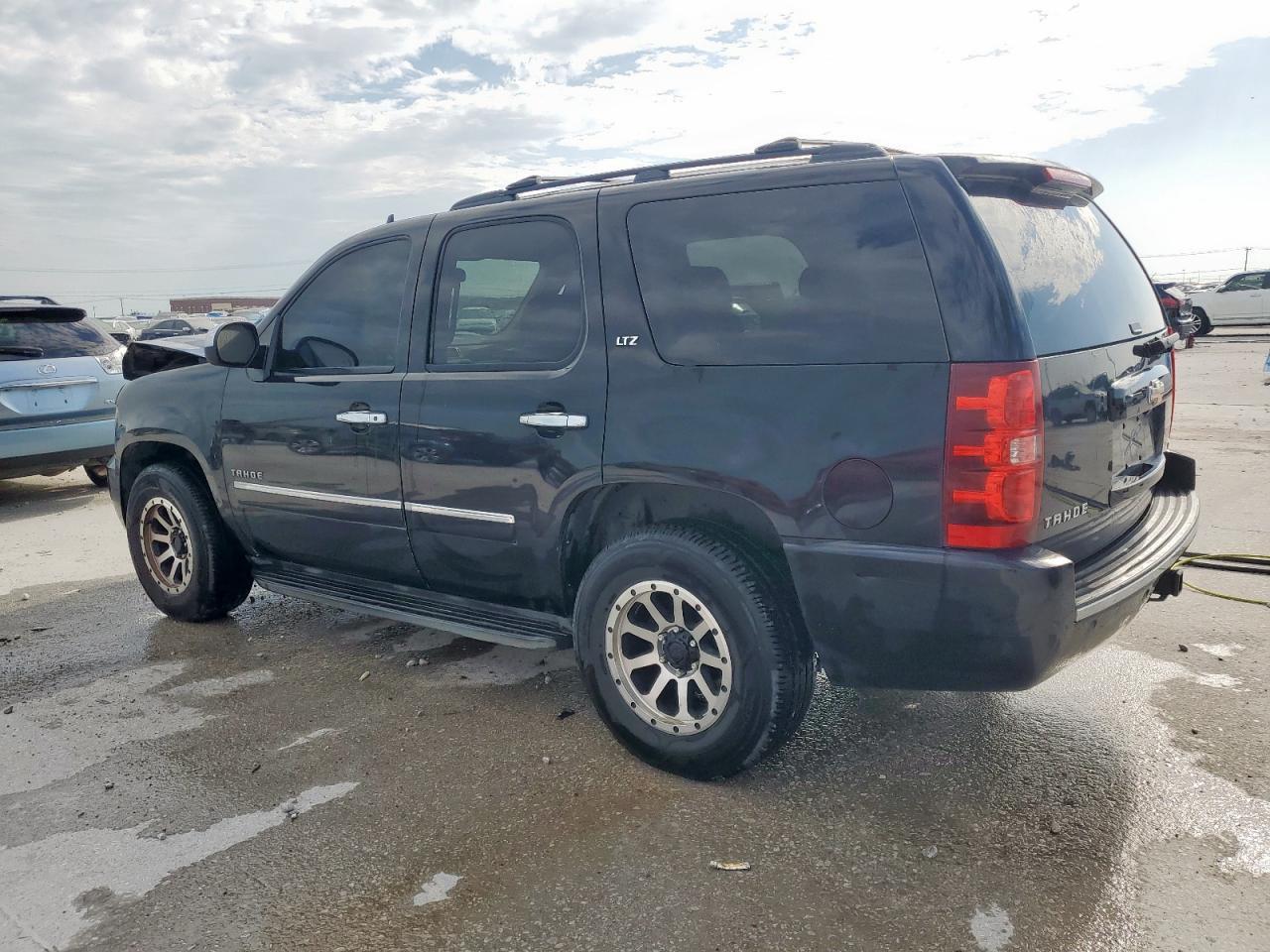 2010 CHEVROLET Tahoe
