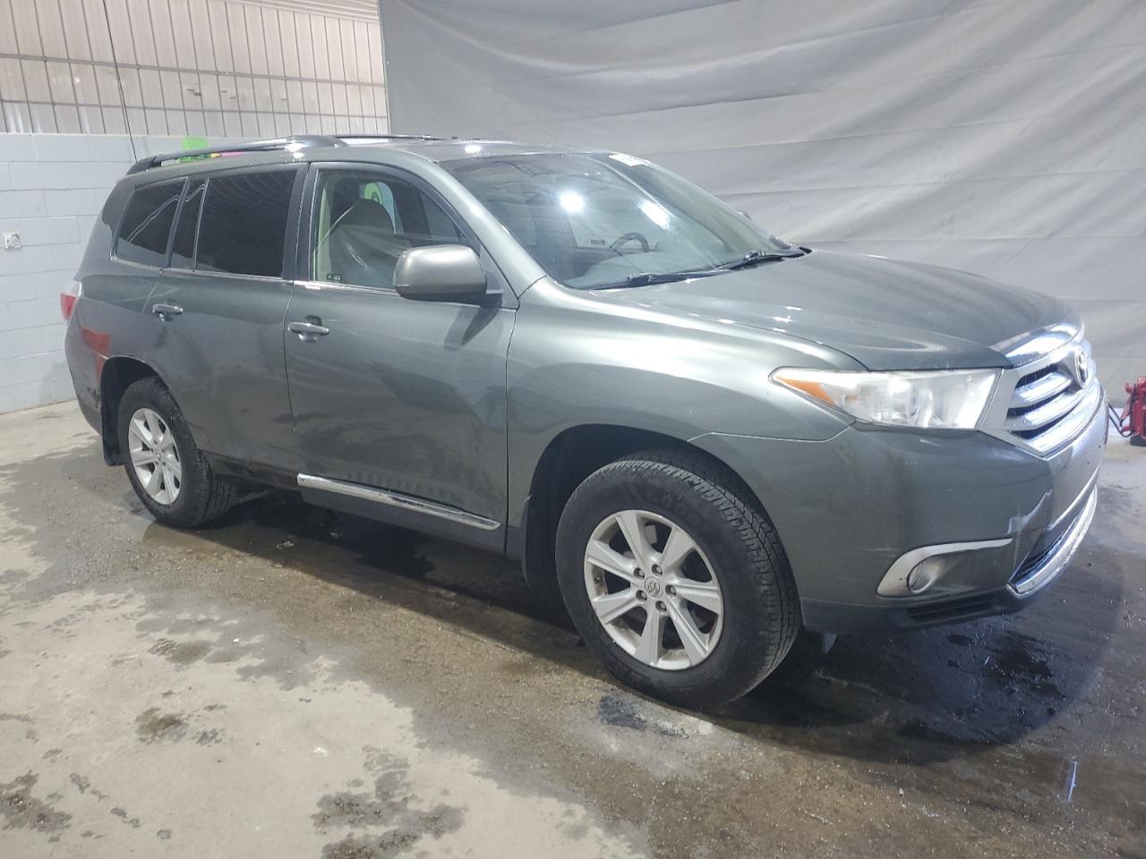 2013 TOYOTA HIGHLANDER