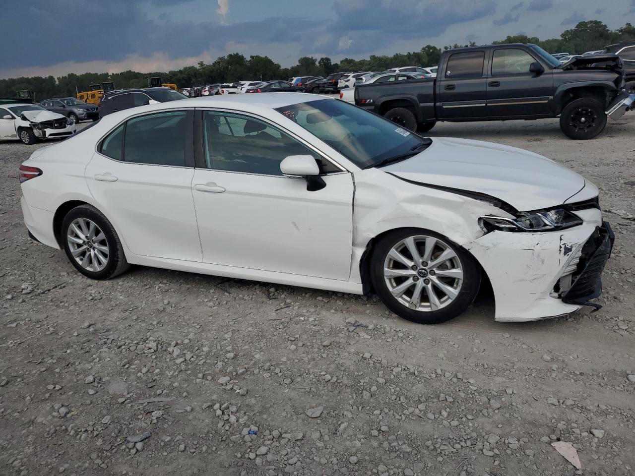 2019 TOYOTA CAMRY