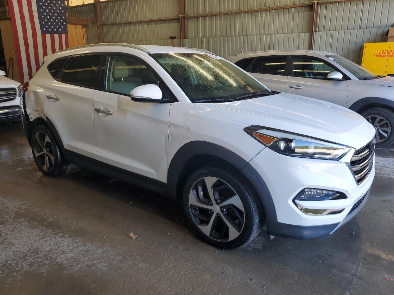 2016 HYUNDAI TUCSON