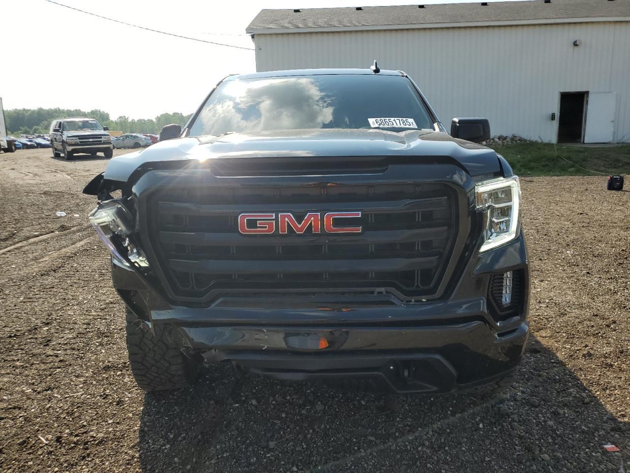 2021 GMC Sierra