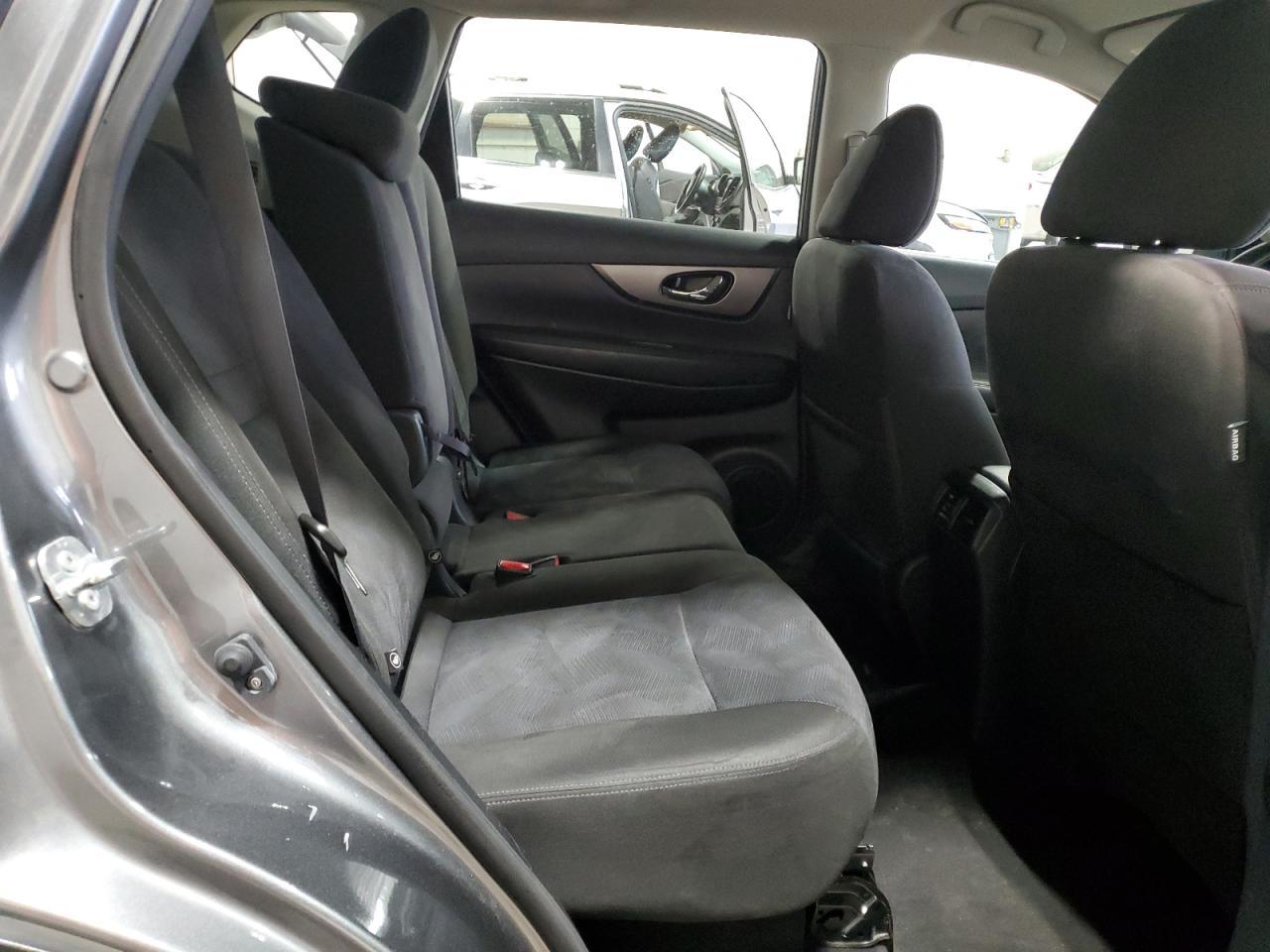 2015 NISSAN ROGUE
