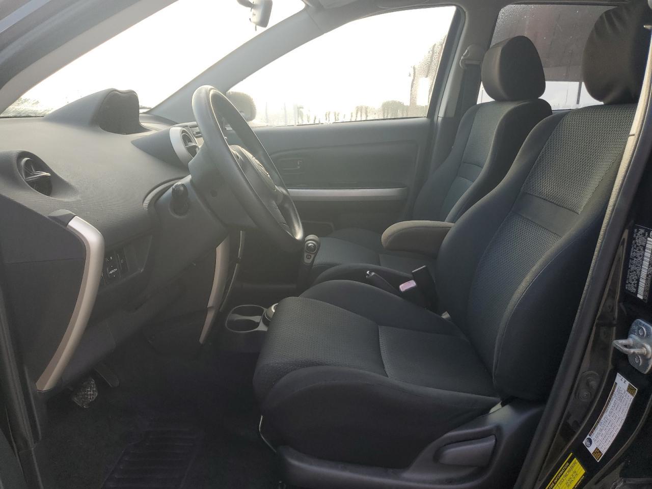 2006 TOYOTA SCION