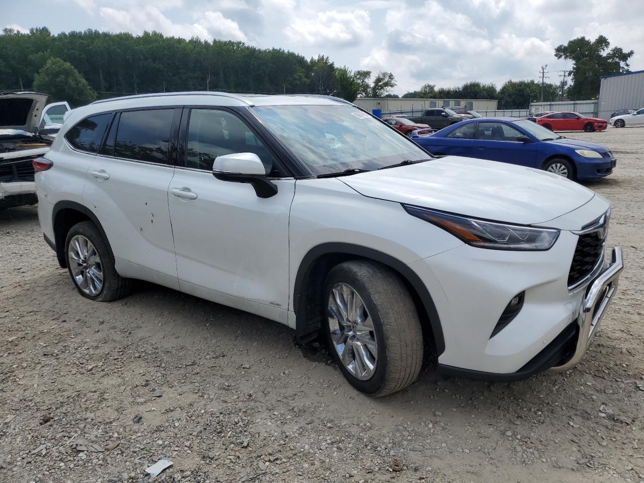 2023 TOYOTA HIGHLANDER