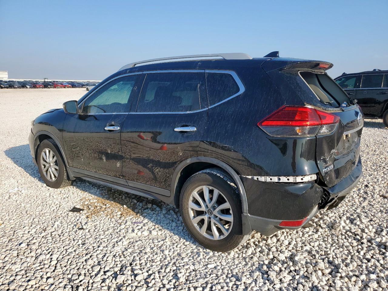 2017 NISSAN ROGUE