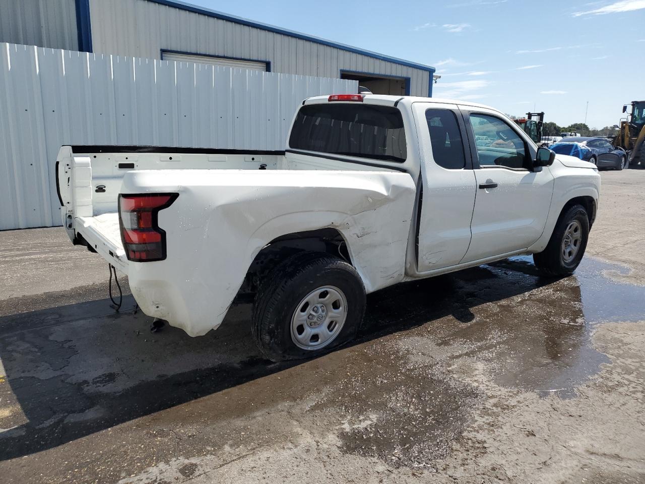 2024 NISSAN Frontier