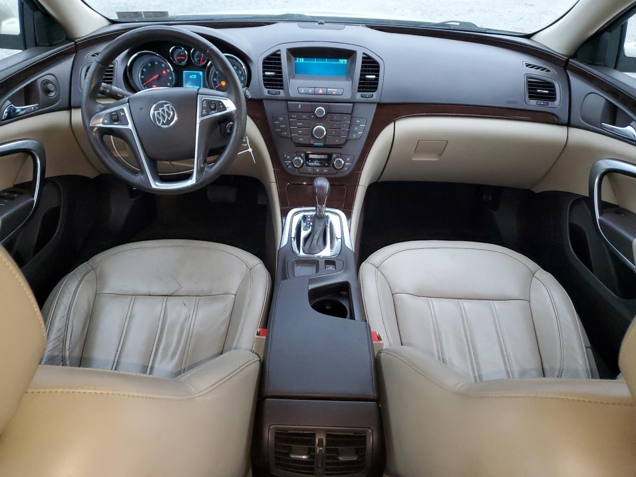 2011 BUICK Regal
