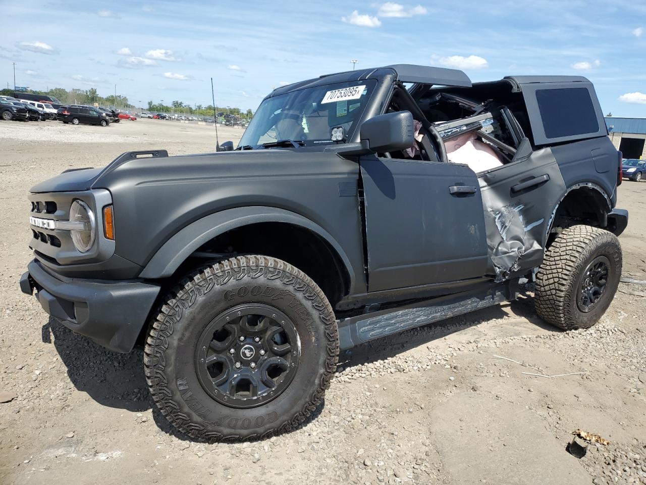 2024 FORD Bronco