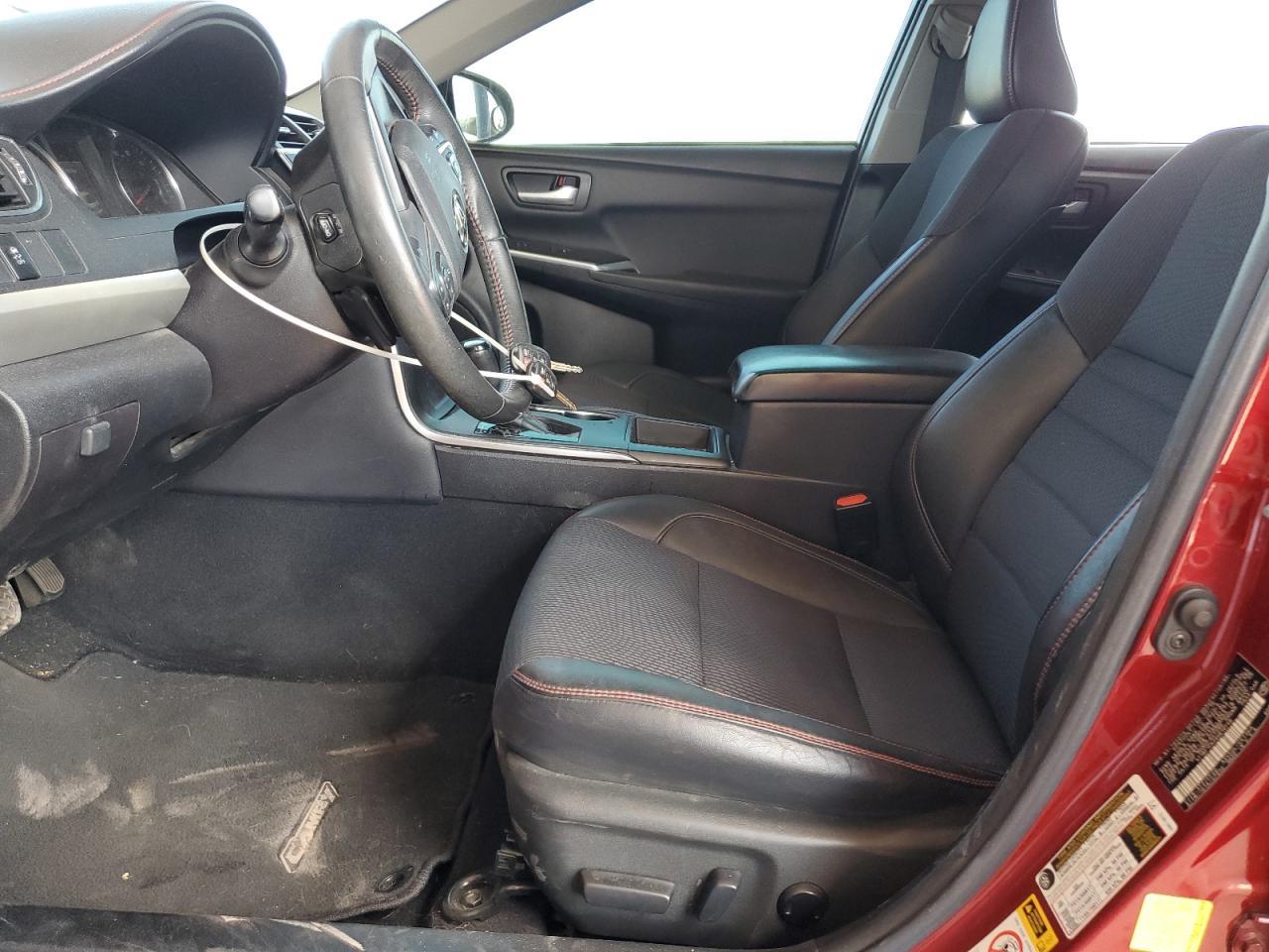 2016 TOYOTA CAMRY