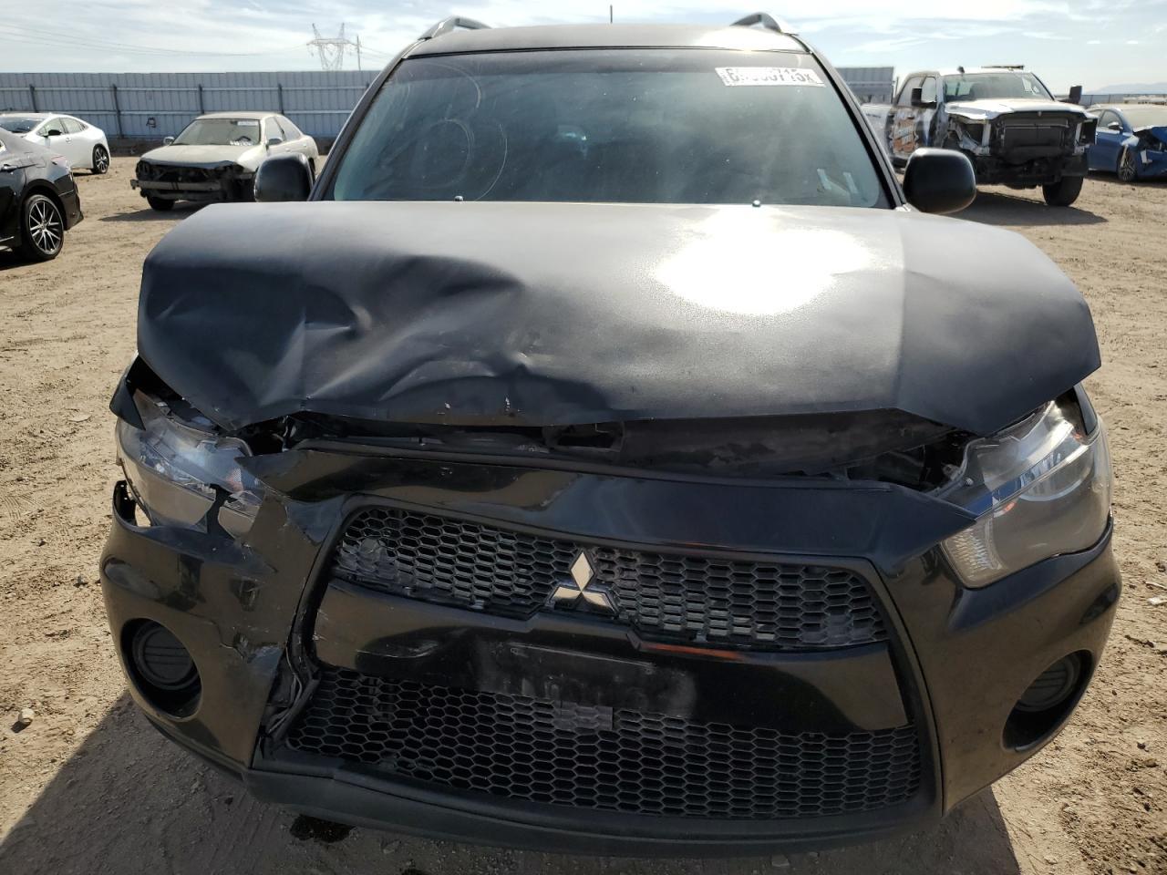 2013 MITSUBISHI outlander