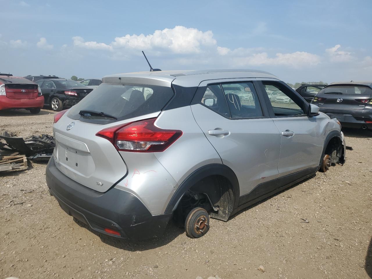 2019 NISSAN KICKS