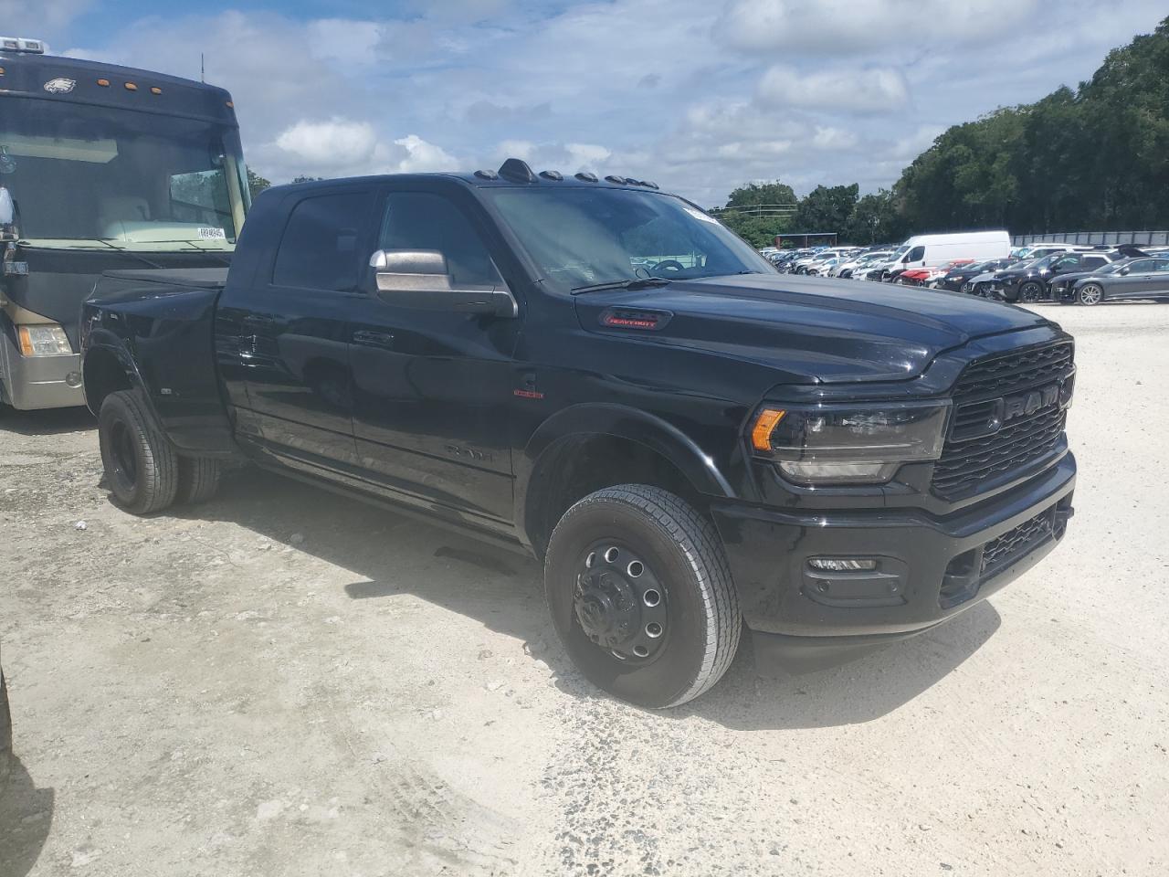 2022 RAM 3500