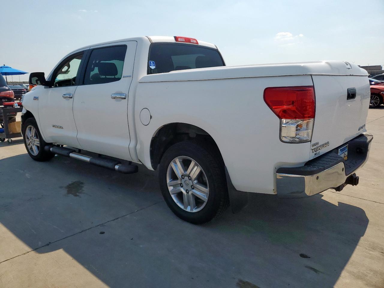 2011 TOYOTA TUNDRA