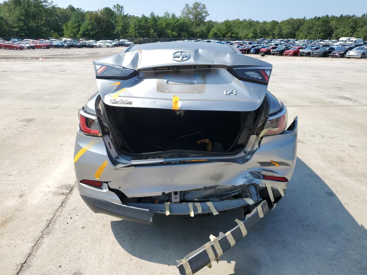 2016 TOYOTA SCION