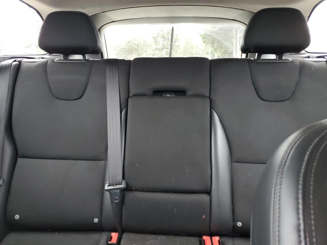 2017 VOLVO XC60