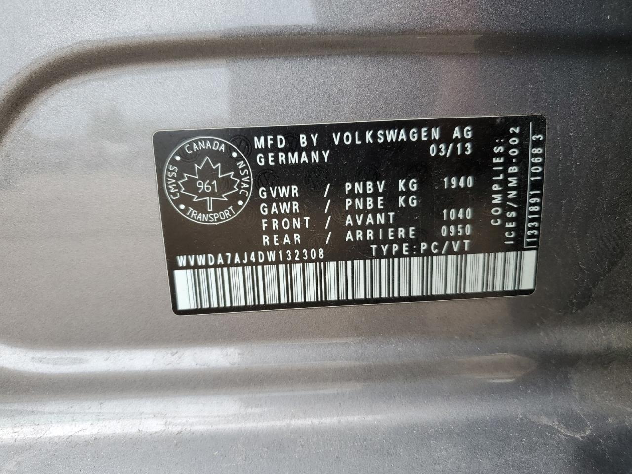 2013 VOLKSWAGEN GOLF